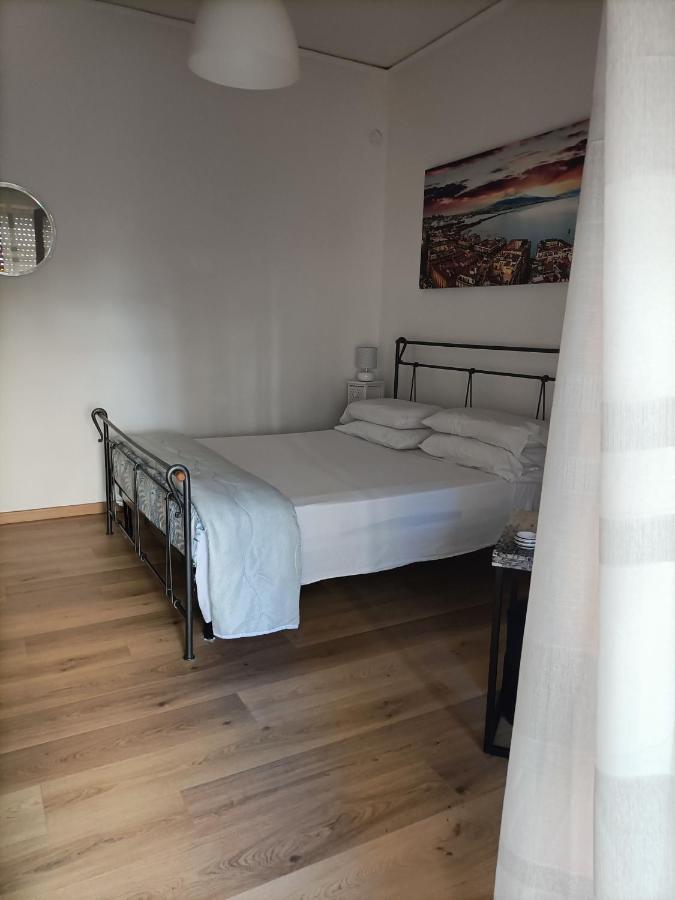 B&B Da Vito A San Martino Napoli Bagian luar foto