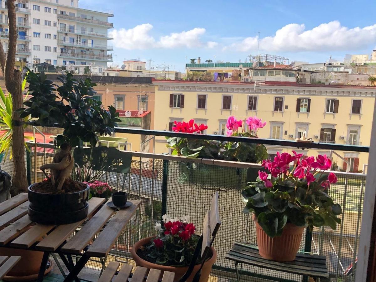 B&B Da Vito A San Martino Napoli Bagian luar foto