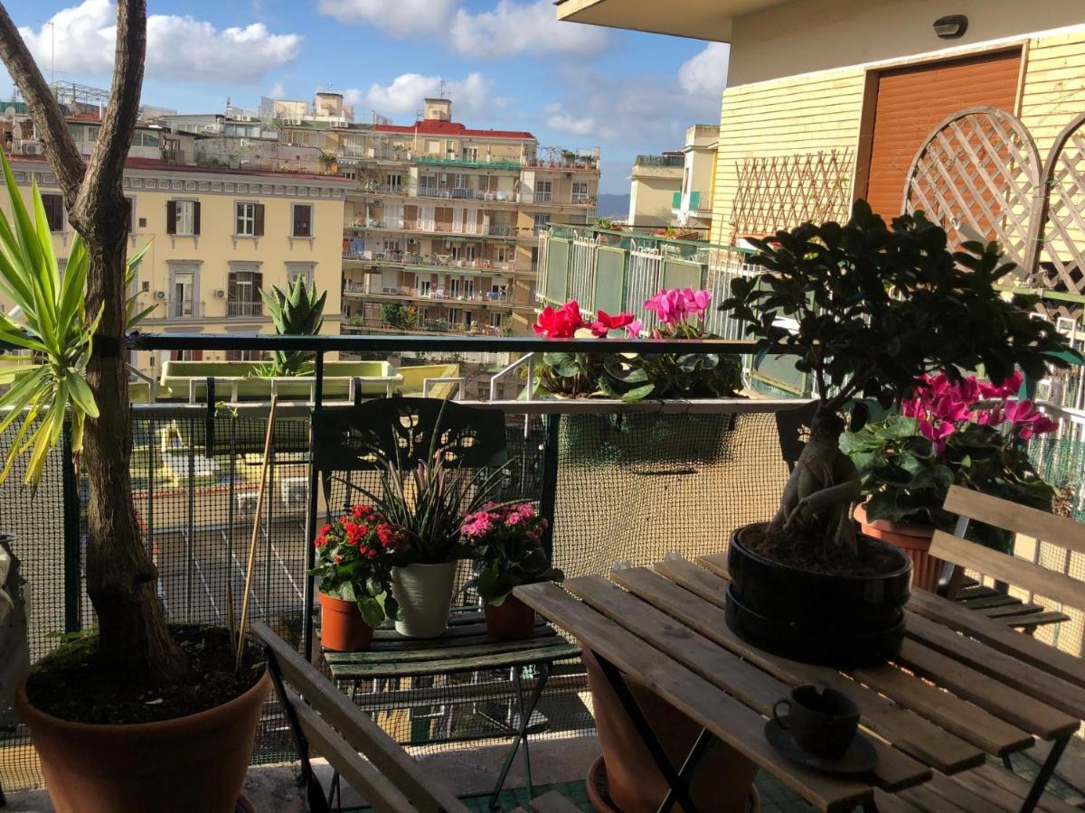 B&B Da Vito A San Martino Napoli Bagian luar foto