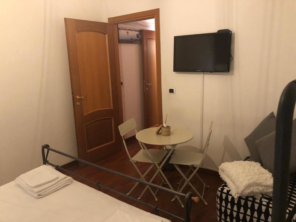 B&B Da Vito A San Martino Napoli Bagian luar foto